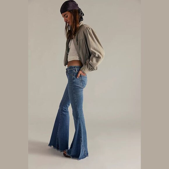 Free People We The Free Emre Low-Rise Flare Jeans Size 29 - 41190 - Picture 4 of 14
